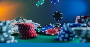 Filipino player spinning slot reels on apk 22 mobile browser